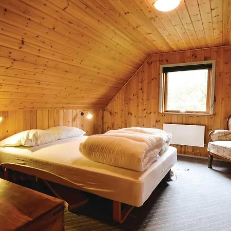 Three-bedroom Holiday In Casa vacanze